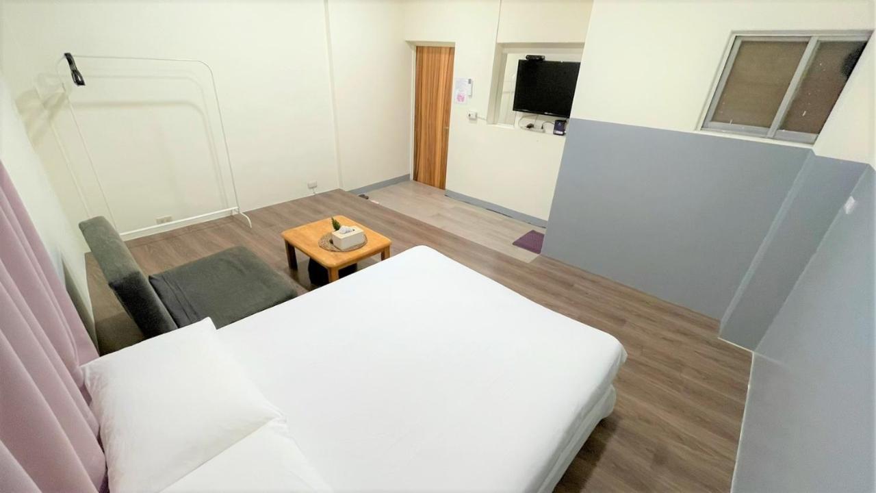 Fengjia 08 Home Taichung Buitenkant foto